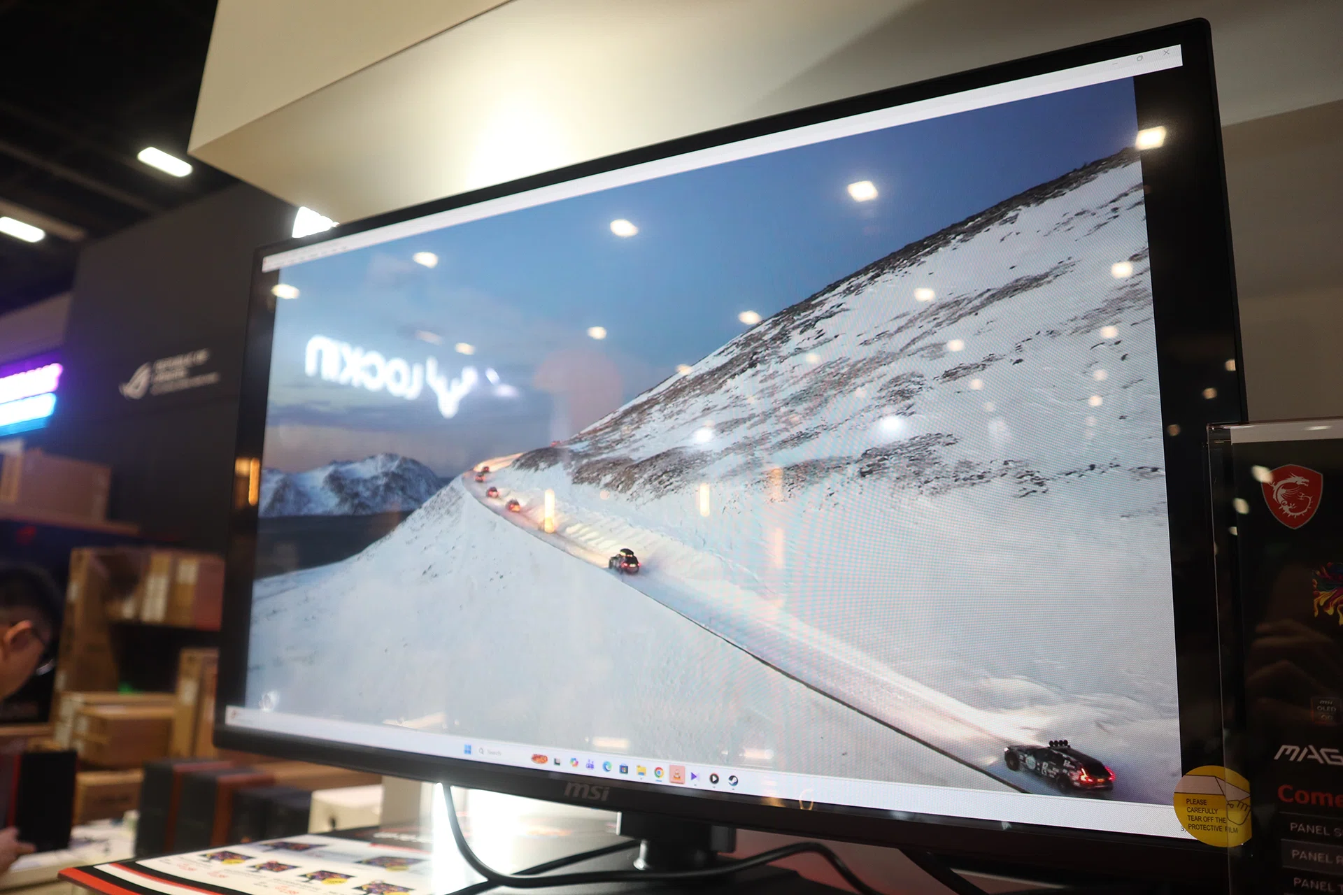 MSI MAG 272QP QD-OLED X24