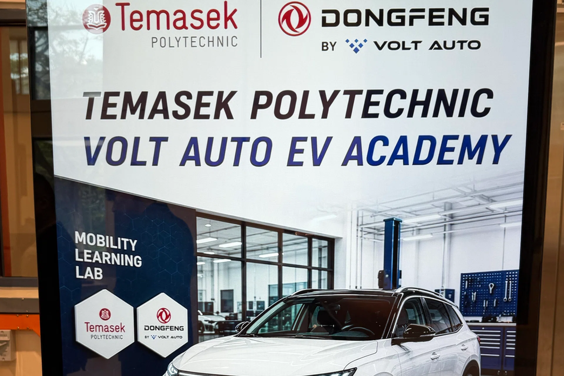 The EV Academy at its TP classroom.