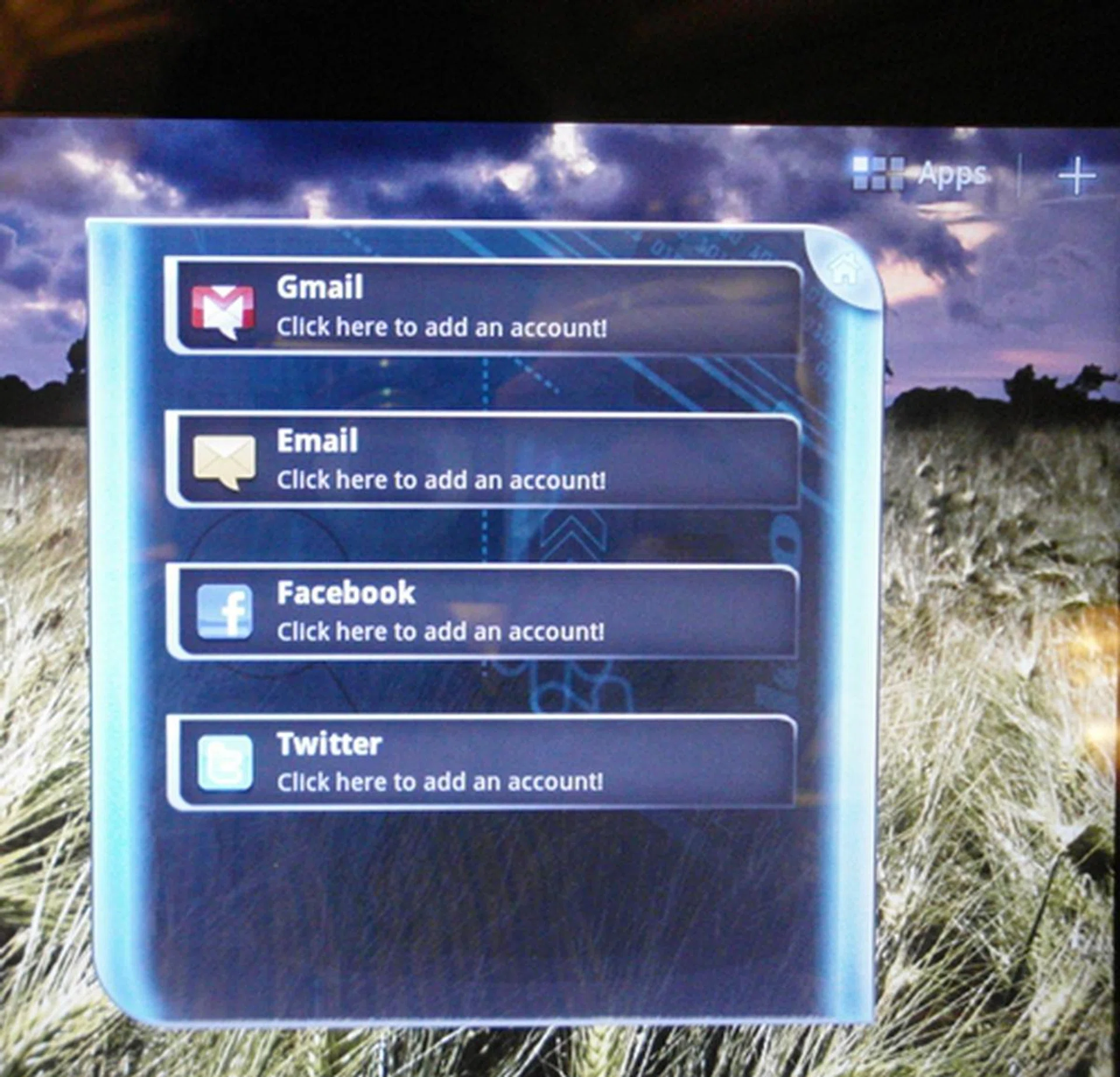 The SocialTouch widget on the home screen lets you have a preview of your social networks and email account. 