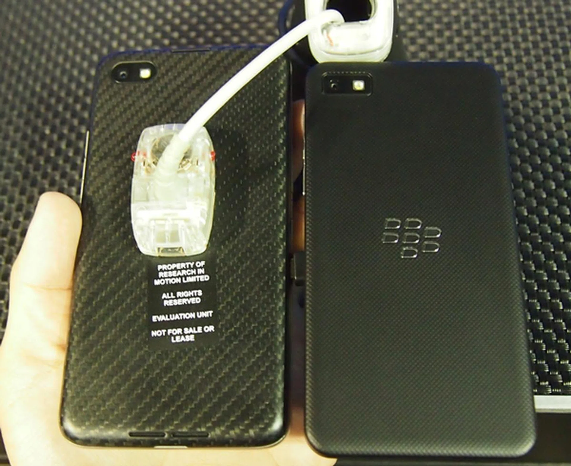 The Z30 (left) has a different rear cover compared to the Z10 (right). We're sure that both devices will have their fair share of fans.