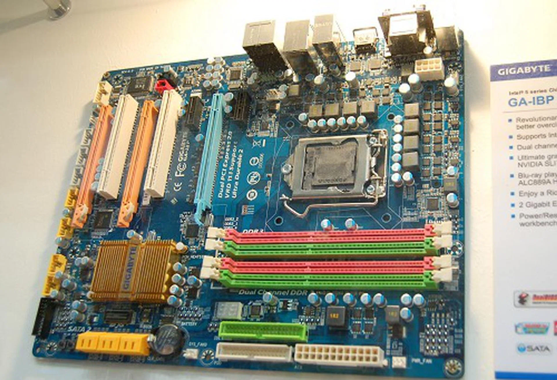  Most of their boards and models are already released previously and are well known. This is the only consumer level board that we've not seen yet - The GA-IBP, based on the unreleased Intel P55 chipset for Core i5 processors (LGA-1156). Interestingly, it sports triple PEG slots, but we don't have information on how the lane configurations are at the moment. But what we do know is that it is both SLI and CrossFireX certified, has dual Gigabit LAN ports and uses a Realtek ALC889A HD Audio CODEC that support Blu-ray disc's HD audio formats. This is certainly going to be one of the more powerful P55 boards around.  