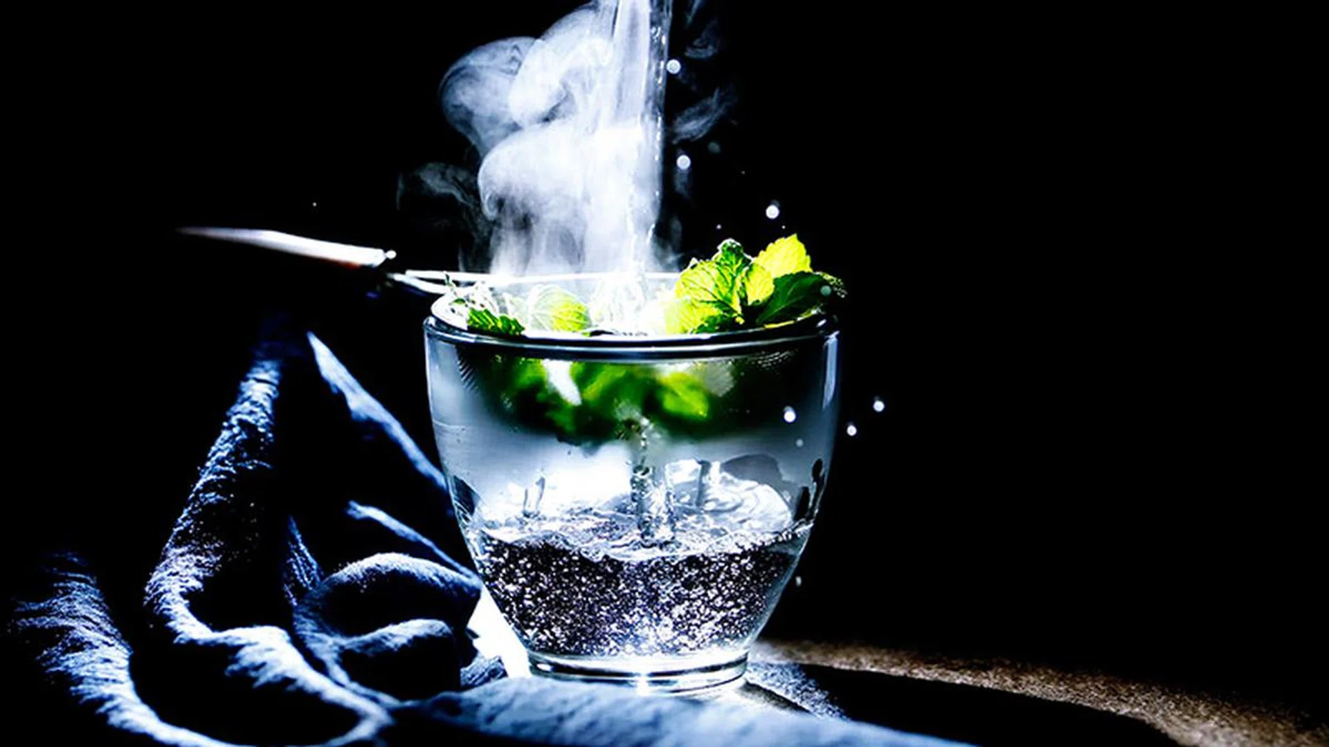 It's OLED so deep blacks are a given. (Image: 2020 LG OLED l The Black 4K HDR 60fps demo.)