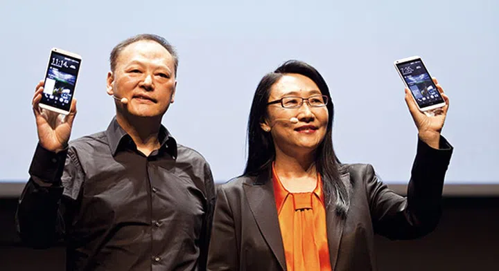 Peter Chou and Cher Wang at the launch of the HTC Desire 816. Image Source: HTC