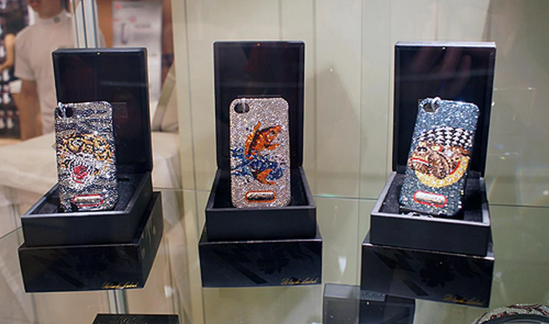 Want to stay out from the hordes of iPhone users? Consider then these unique casings from Ed Hardy. Encrusted with Swarovski crystals, each costs over $1000.