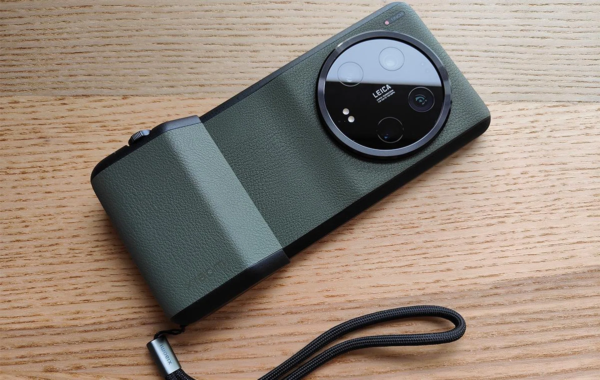 Xiaomi 13 Ultra paired with its Professional Photography Kit.