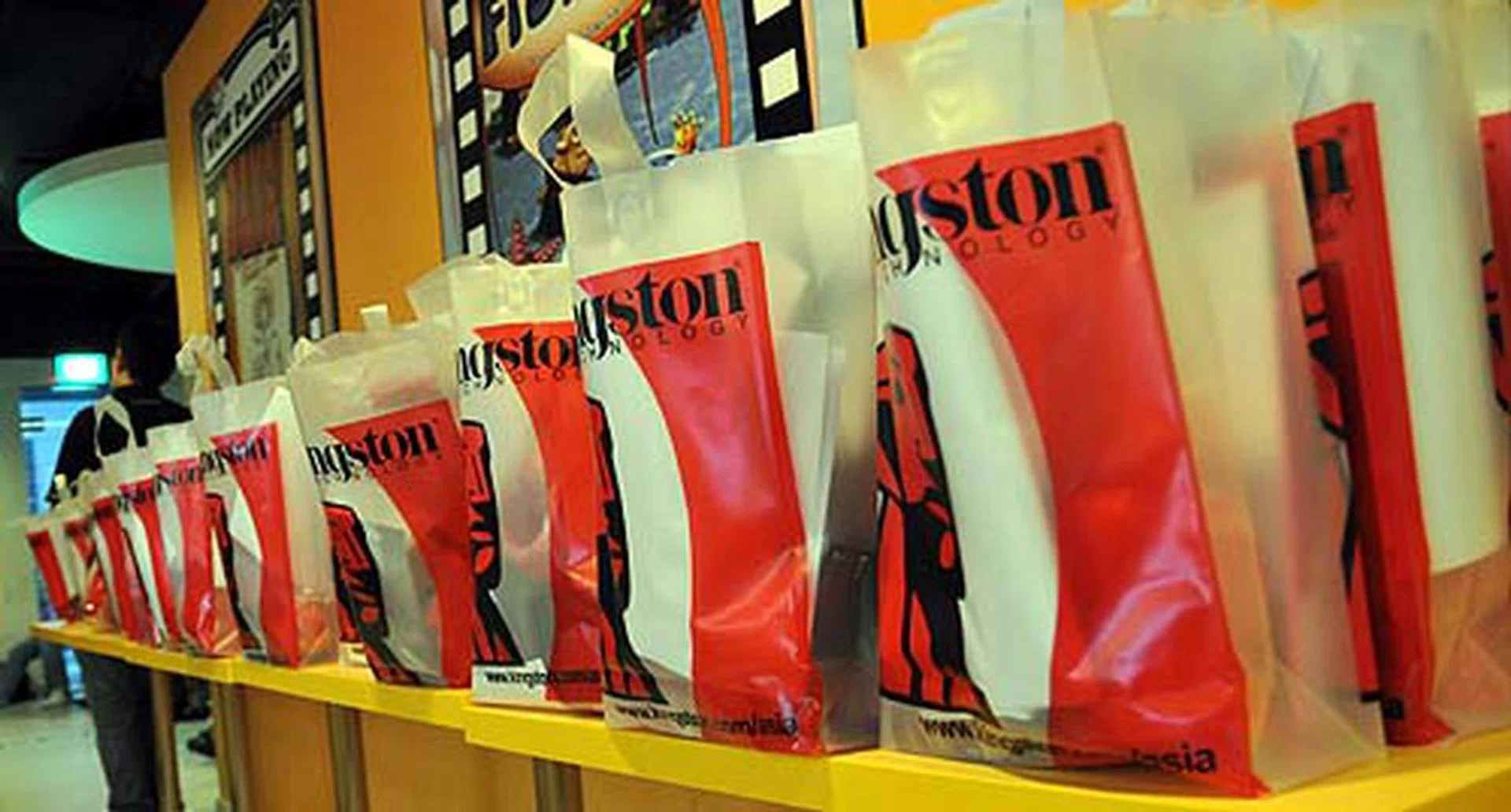 Plenty of goodie bags worth over S$50 each (including a Bluetooth headset) for our attendees!