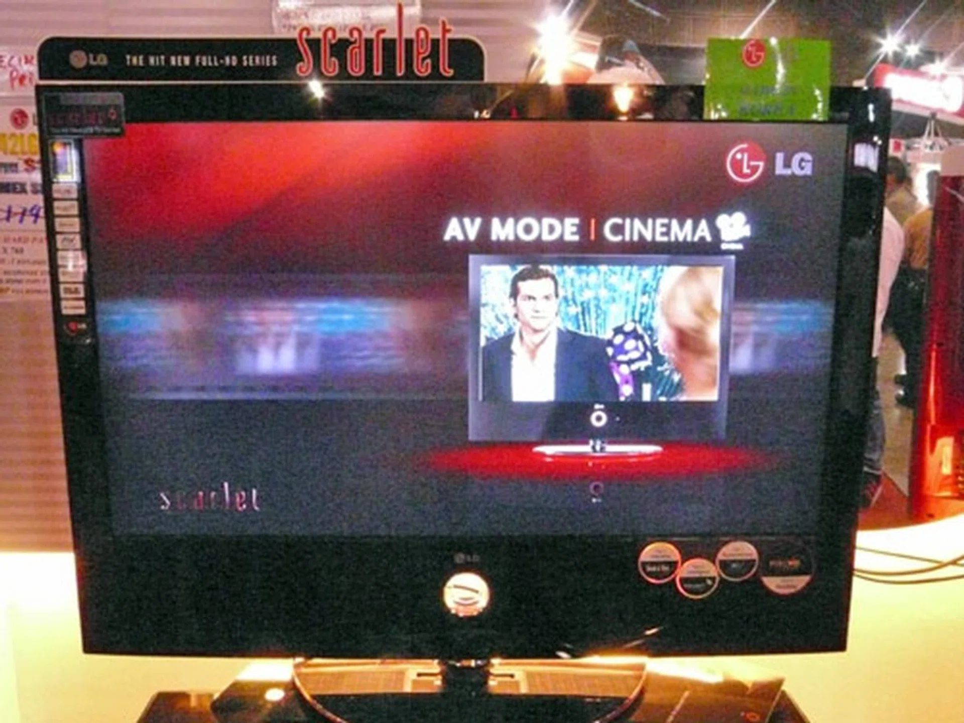  Is 47 inches too big? Maybe consider this 42-incher (LG 42LG60FR) instead. This too is full HD and has a 50,000:1 dynamic contrast ratio, however it is much cheaper at S$2,699 (U.P. S$3,299).  