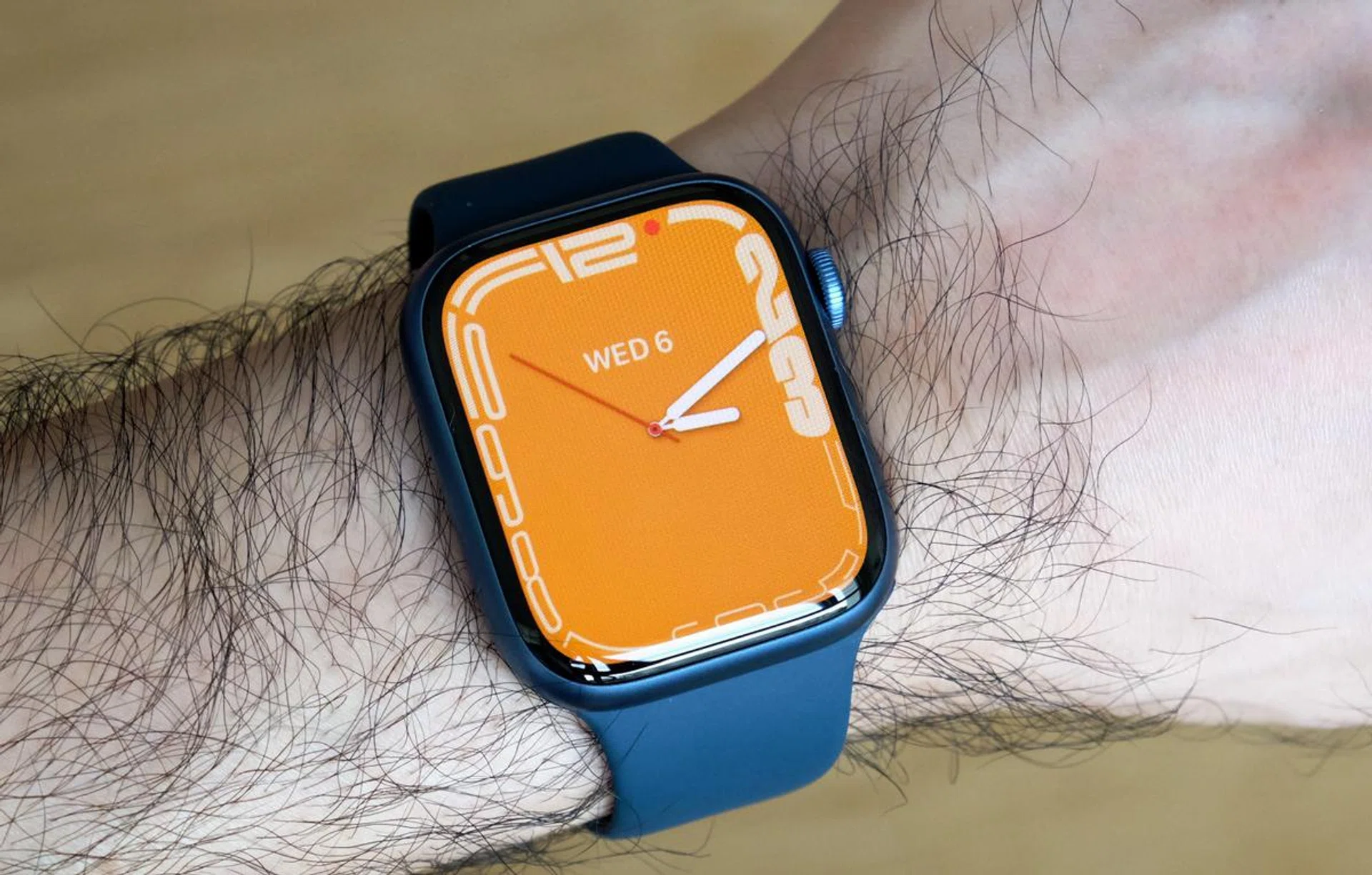 Despite the slightly larger cases, the Series 7 watches fit just as comfortably.