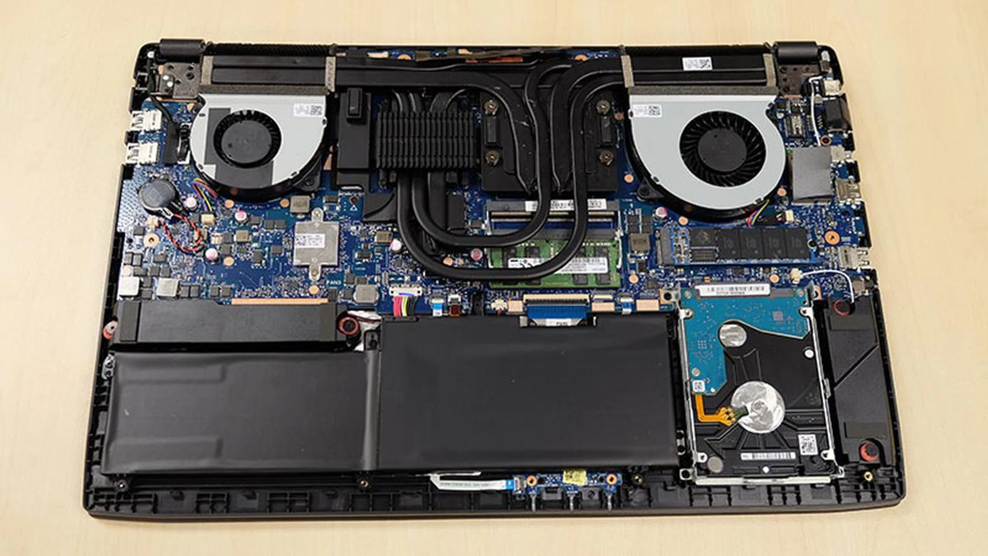 ASUS ROG Strix GL702ZC