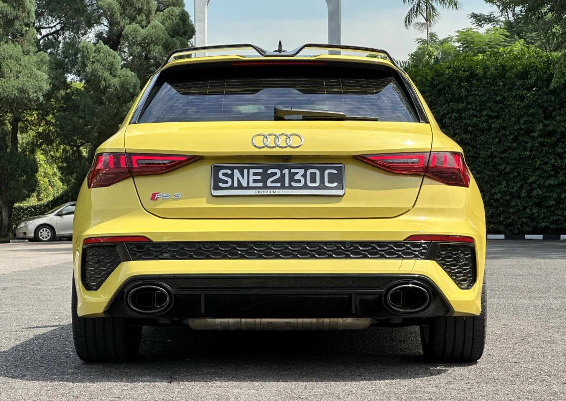 Nothing screams Audi RS like two large exhausts.