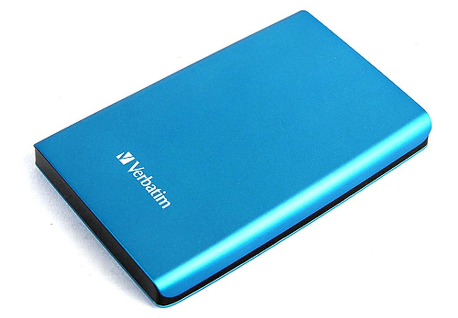 The Verbatim Store 'n' Go is pretty plain when it comes to design. Fortunately, it is available in a selection of colors.