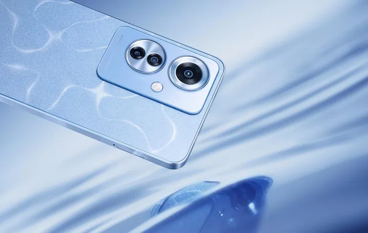 OPPO Reno11 F 5G in Ocean Blue. Source: OPPO.