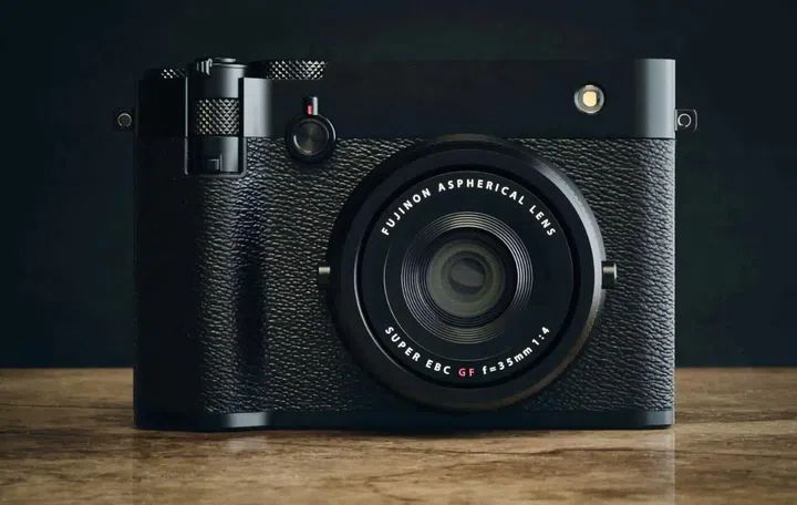 A closer look at the GFX100RF in black. Photo: Fujifilm