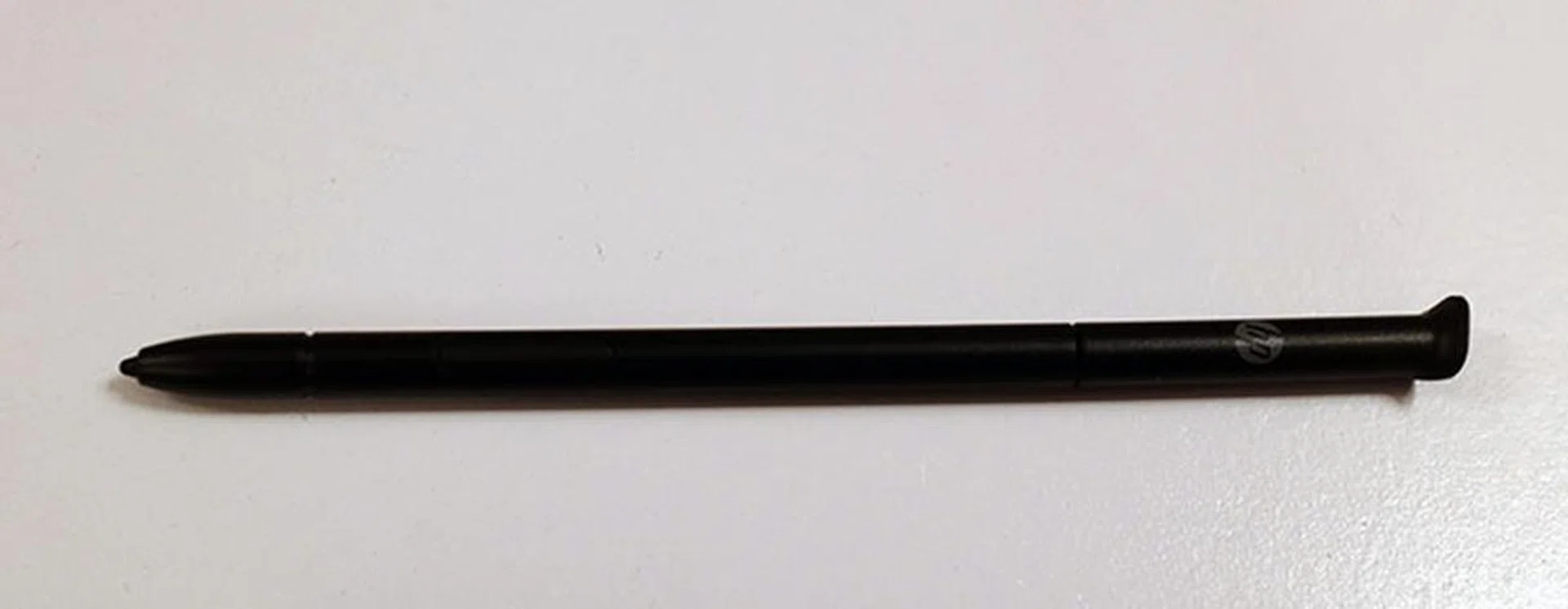 The stylus is a fairly standard Wacom digitizer stylus.