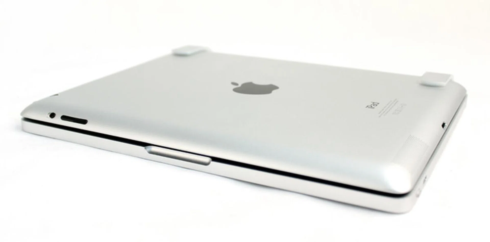 Even the cut-out area that helps you open the display is in the same style as the one used on Apple's MacBook Pro.