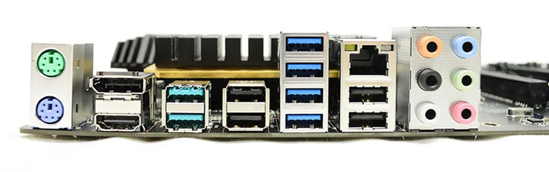 There are a total of four USB 2.0 ports (black), four USB 3.0 ports (blue), and two USB 3.1 ports (turquoise).