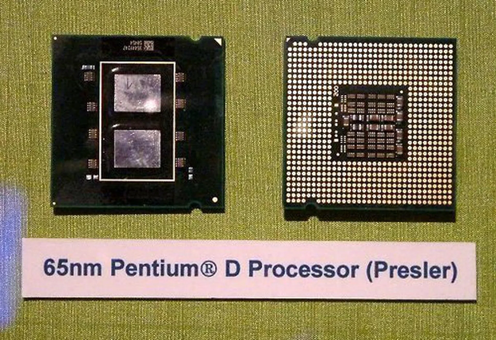 This is how the Presler based Pentium D looks like without its heat spreader cap. As reflected in the diagram earlier, the Presler is made up of two Cedar Mill cores; both of which are made off the 65nm process technology, use the Netburst architecture, posses Execute Disable Bit, Intel EM64T and both have 2MB L2 cache each for a total of 4MB per chip.