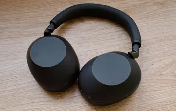 The WH-1000XM6 is Sony’s latest flagship wireless ANC headphone. Photo: HWZ
