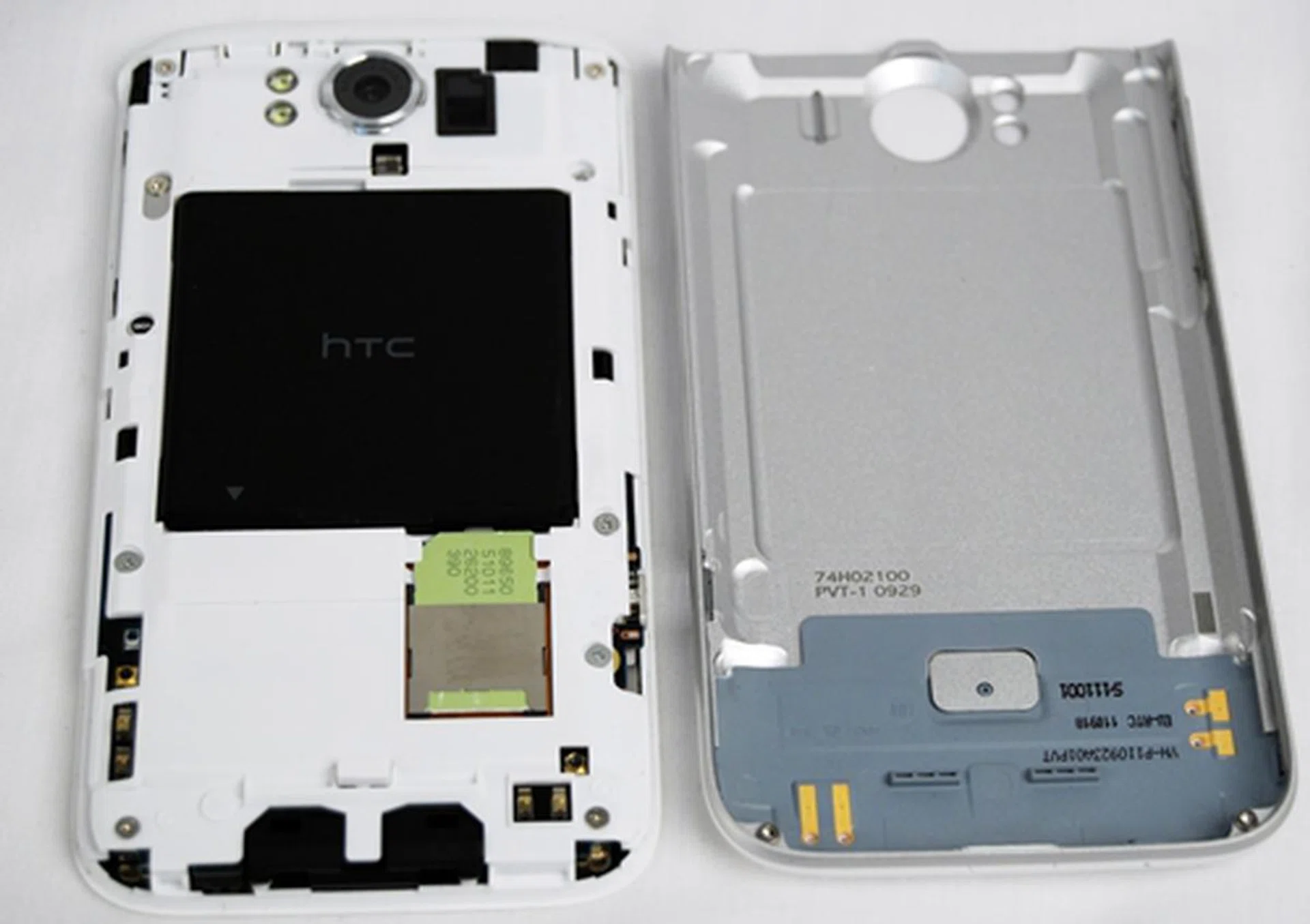 Removing the back cover of the phone is a cinch. Do note that the HTC Sensation XL has no memory card slot.The phone comes with internal storage of 16GB, with only 12GB of available storage space.