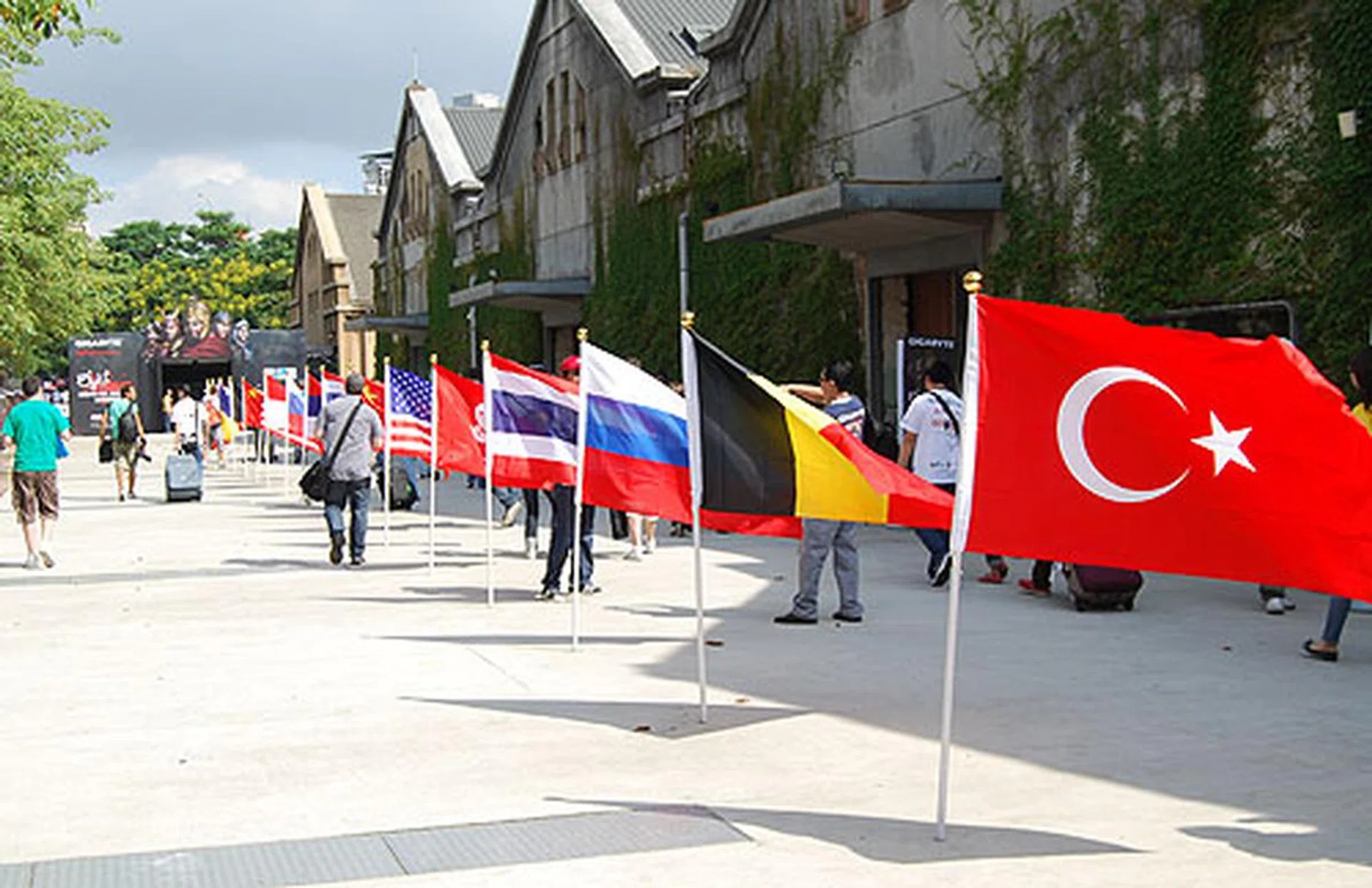 The national flags representing the countries of origin for all 15 competitors created a very international, global feel to Gigabyte's competition. 