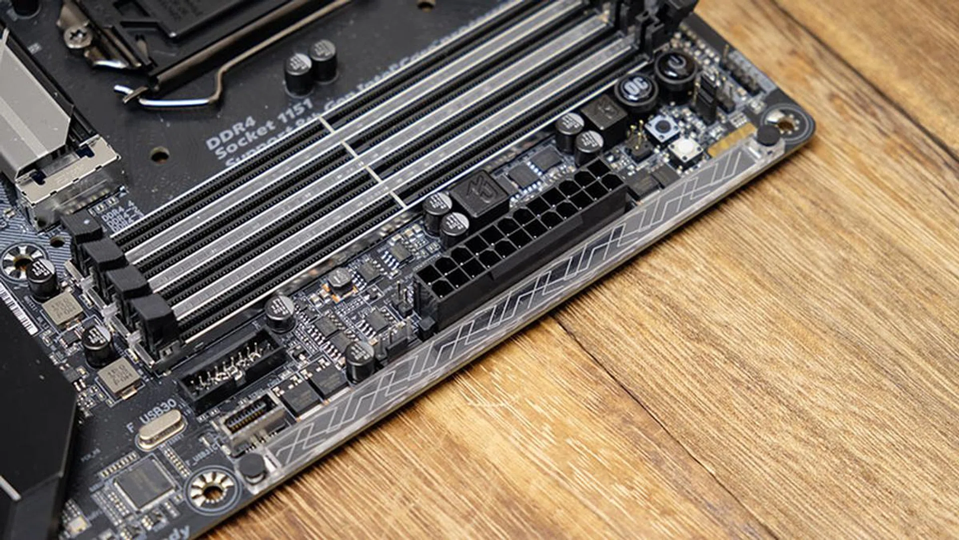 Gigabyte Z370 Aorus Gaming 7