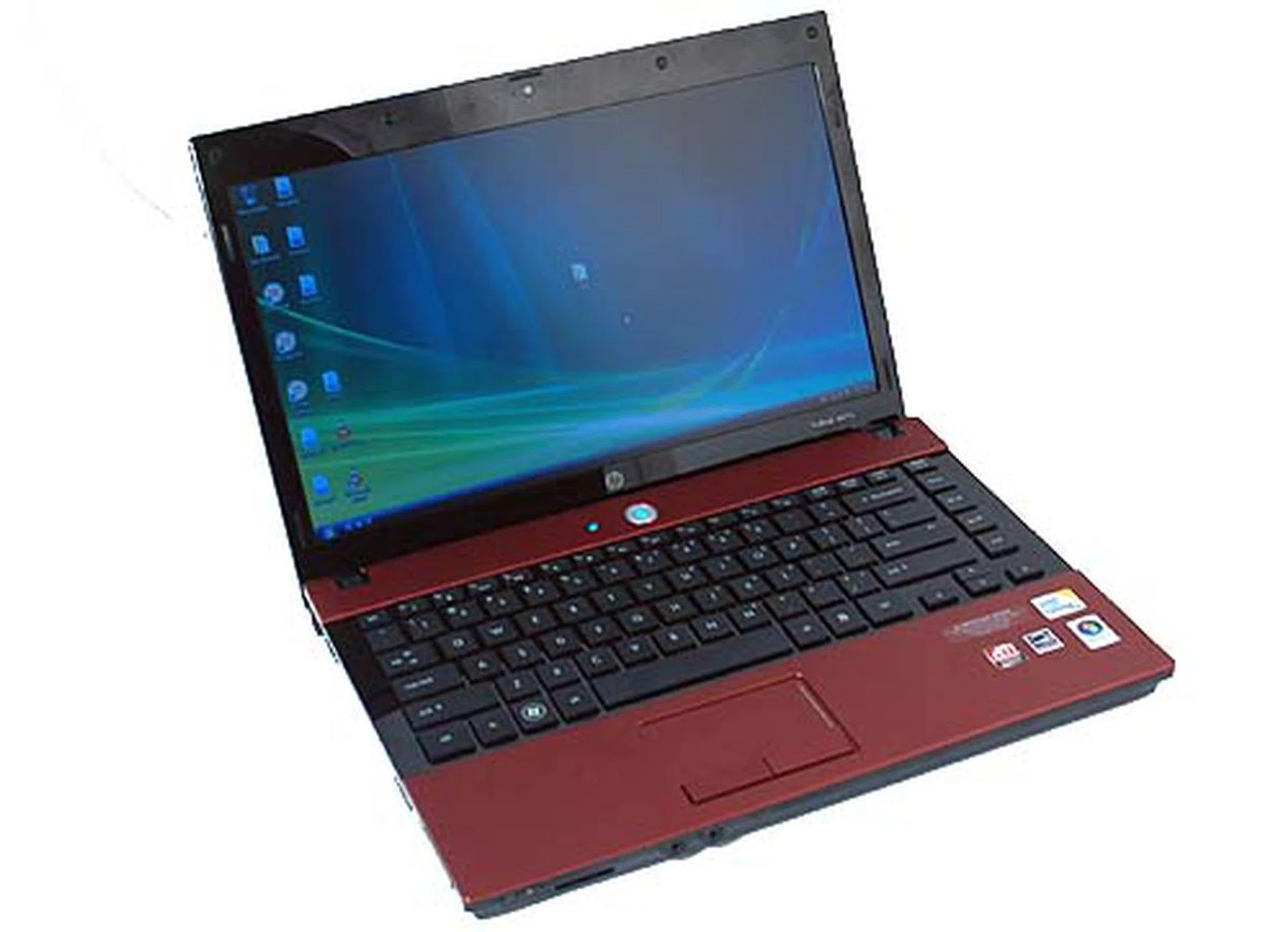 Currently retailing at a very affordable S$1599 to the middle of September is the HP ProBook 4411s. It will however return to its usual price of S$1799 after the offer ends, but the price is still affordable enough that we're not complaining for its offerings.