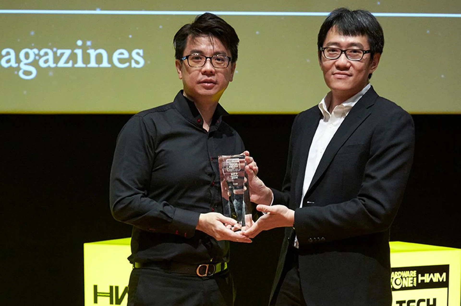 D-Link is the winner of 2 awards: Readers' Choice for Best NAS Brand and Best IP Camera Brand. Accepting the awards is Mr. Jonathan Quek from D-Link International Pte. Ltd.
