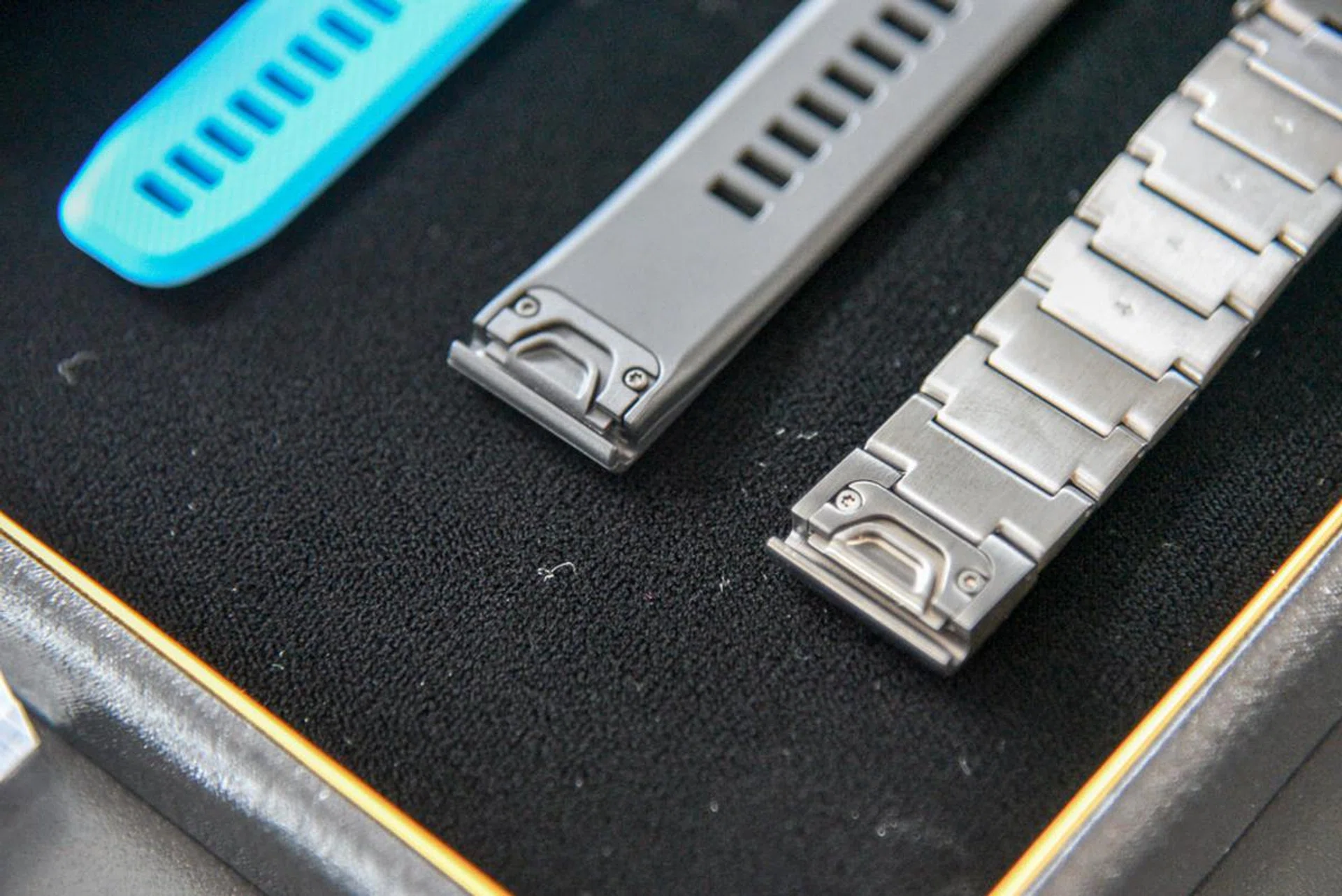 The QuickFit clasp is easy to lock and release.