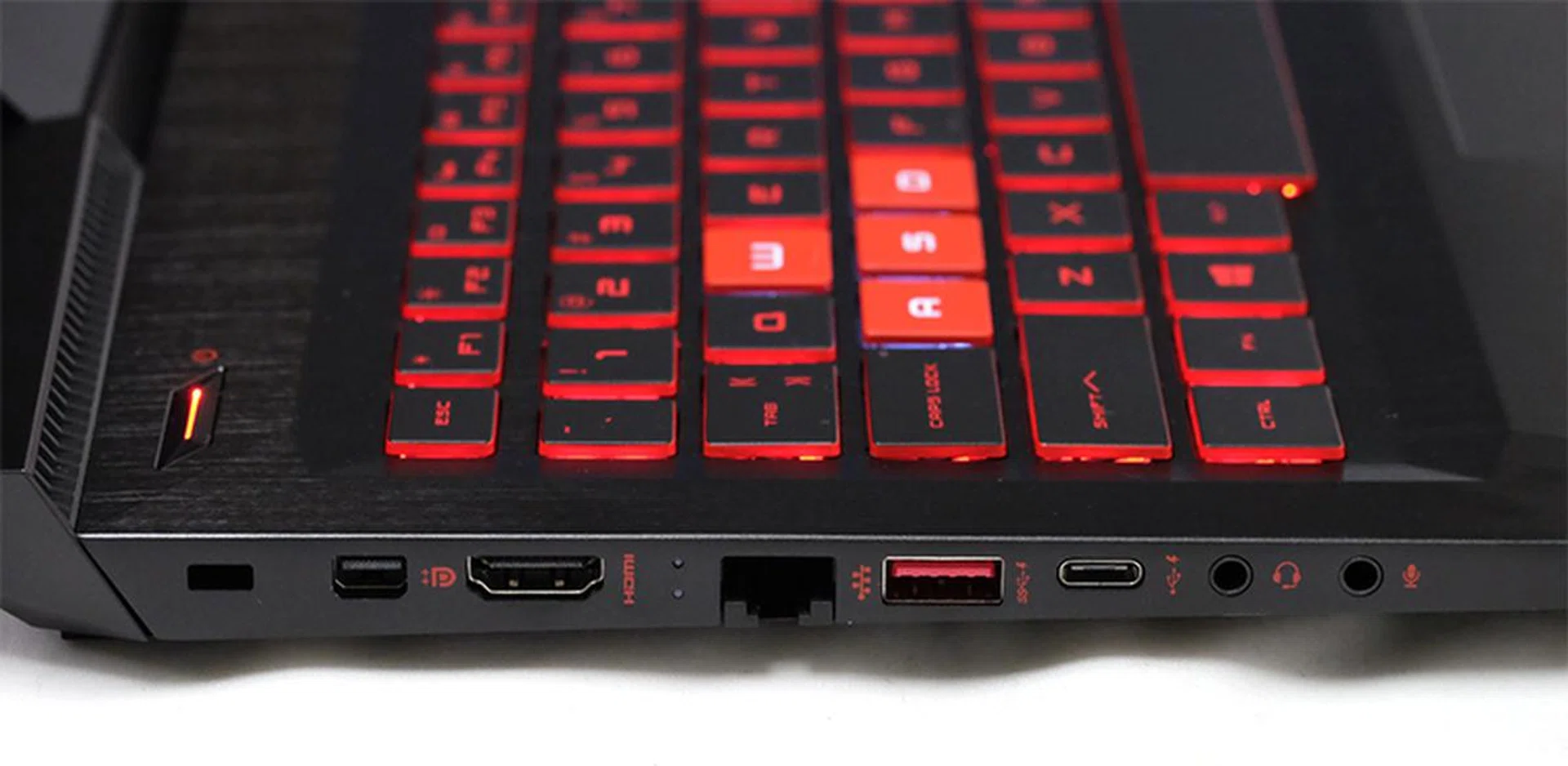 HP Omen 15