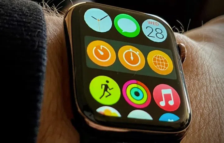 A render of how the new Apple watchOS 10 might look like. <br>Image source: @analyst941