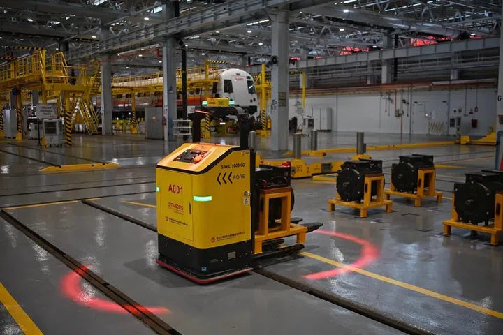 A automated guided vehicle that is used to handle train components