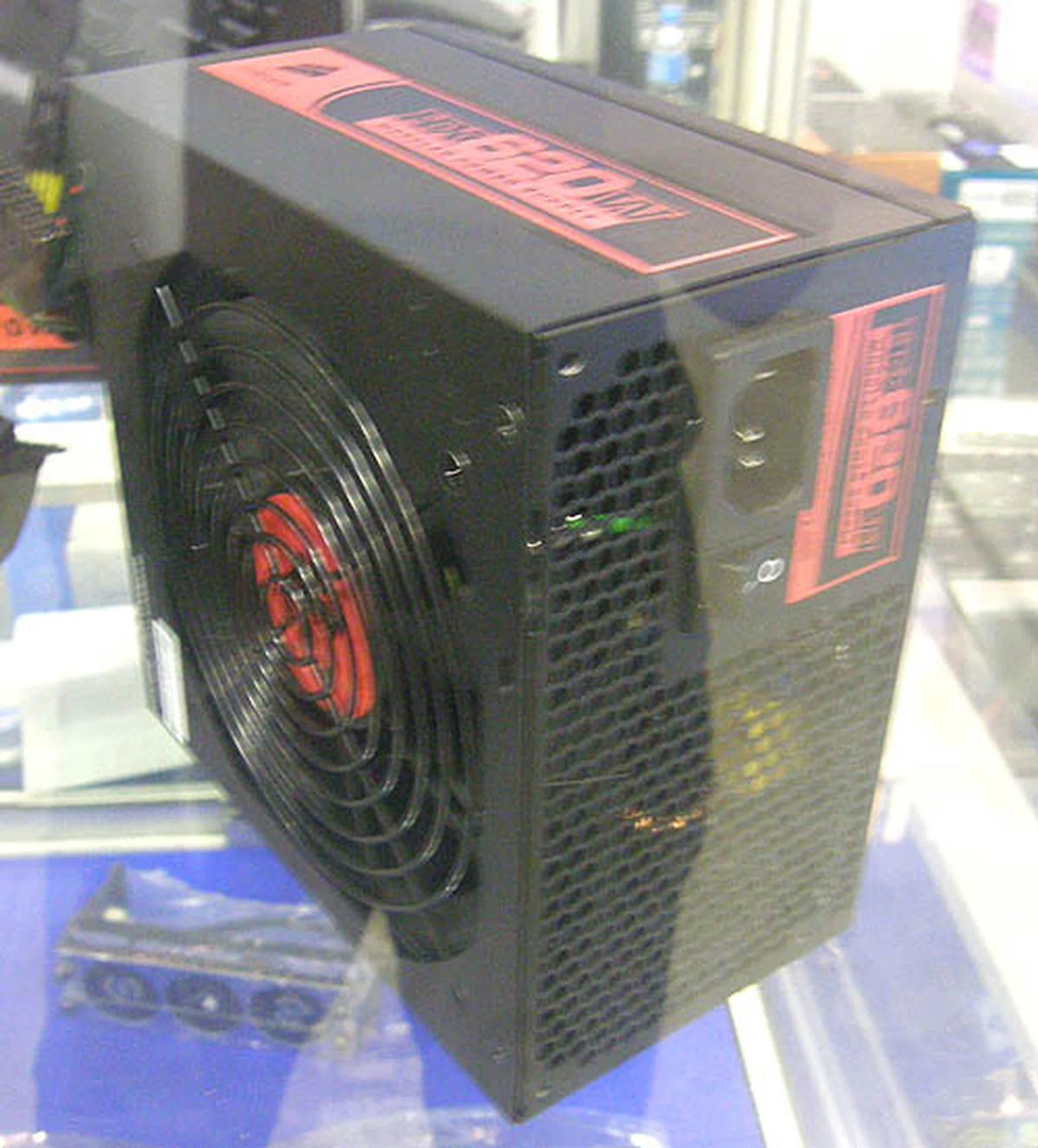  Rated at 620W, this PSU from Corsair costs $285, making it one of the more expensive PSUs from Corbell.  