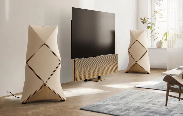 Beovision Harmony and Beolab 90 in gold. (Image source: Bang & Olufsen)