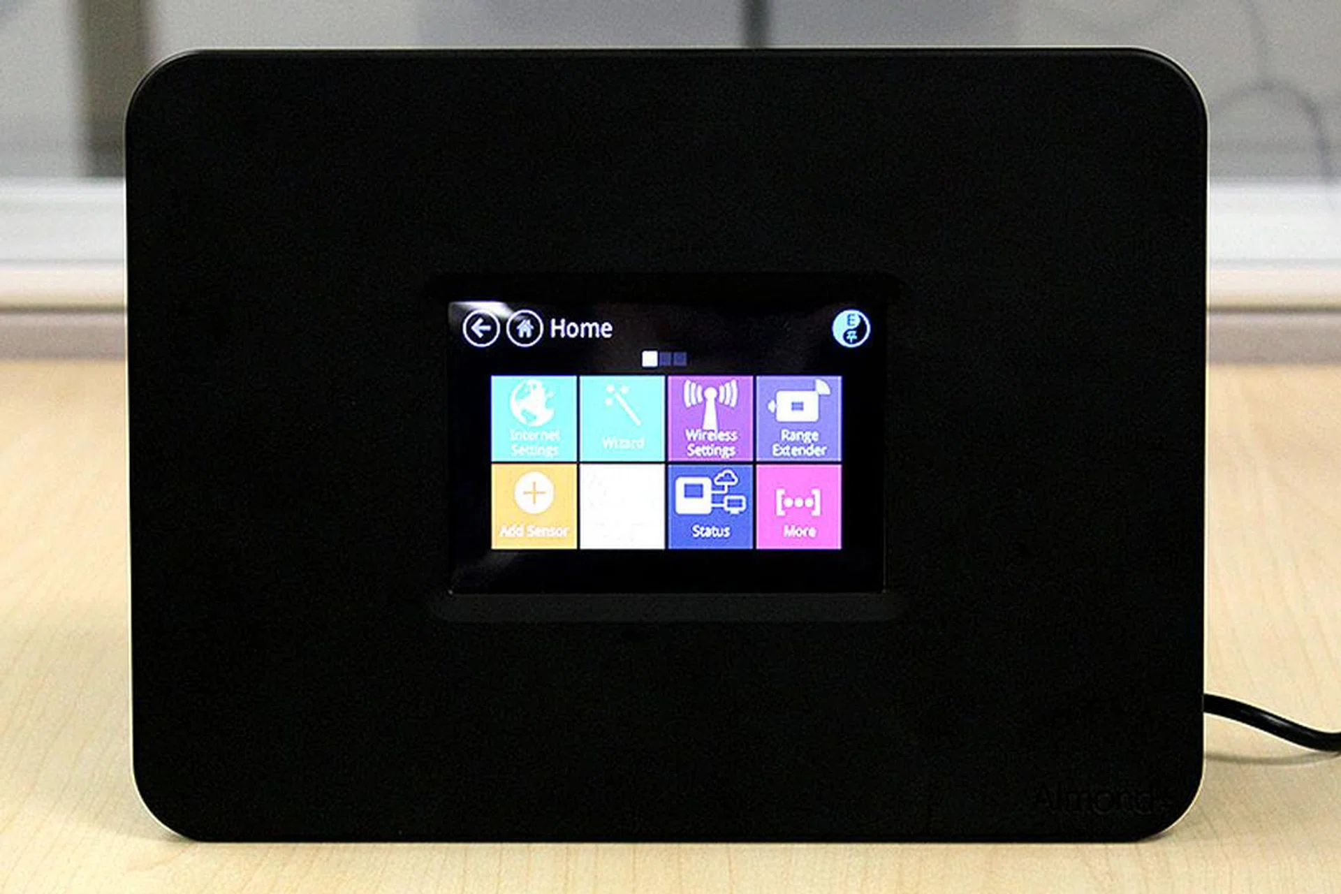 The Almond+ is Securifi's flagship router. It is a dual-band router that supports a maximum data transfer rate of 1750Mbps.