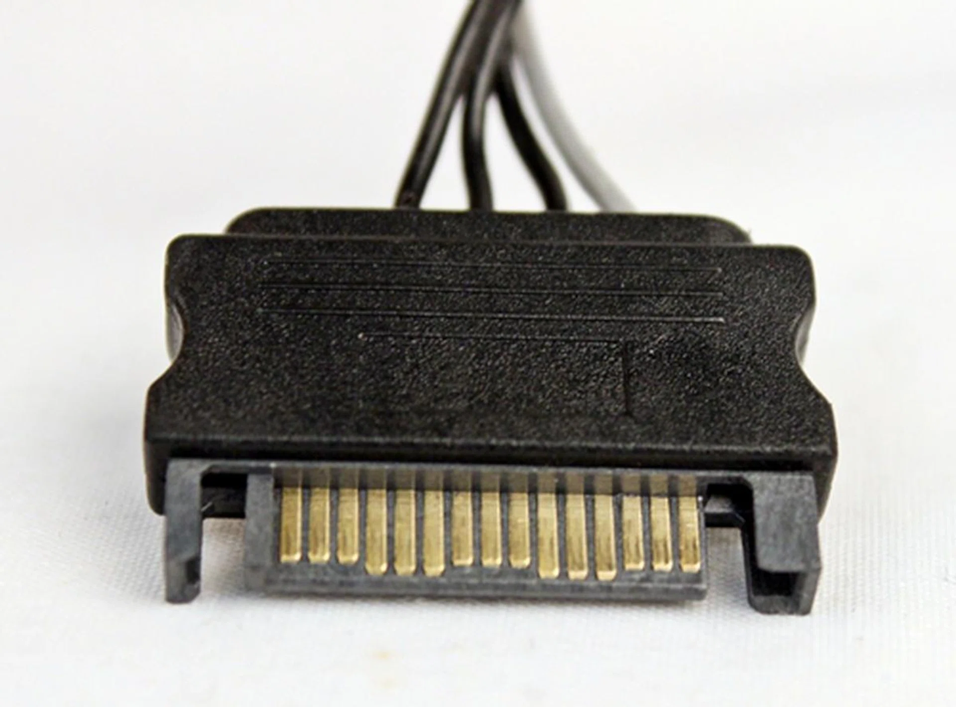 The NZXT Hue controller features a SATA power connector, instead of a Molex power header for its power needs. This is in assumption that most modern PSUs tend to provide more SATA power connectors than the traditional Molex power connectors.