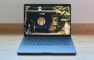 The new MacBook Pro looks just like last year's one. Photo: HWZ