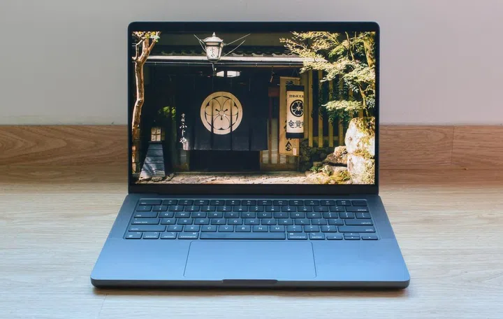 The current generation M4 MacBook Pro. Photo: HWZ