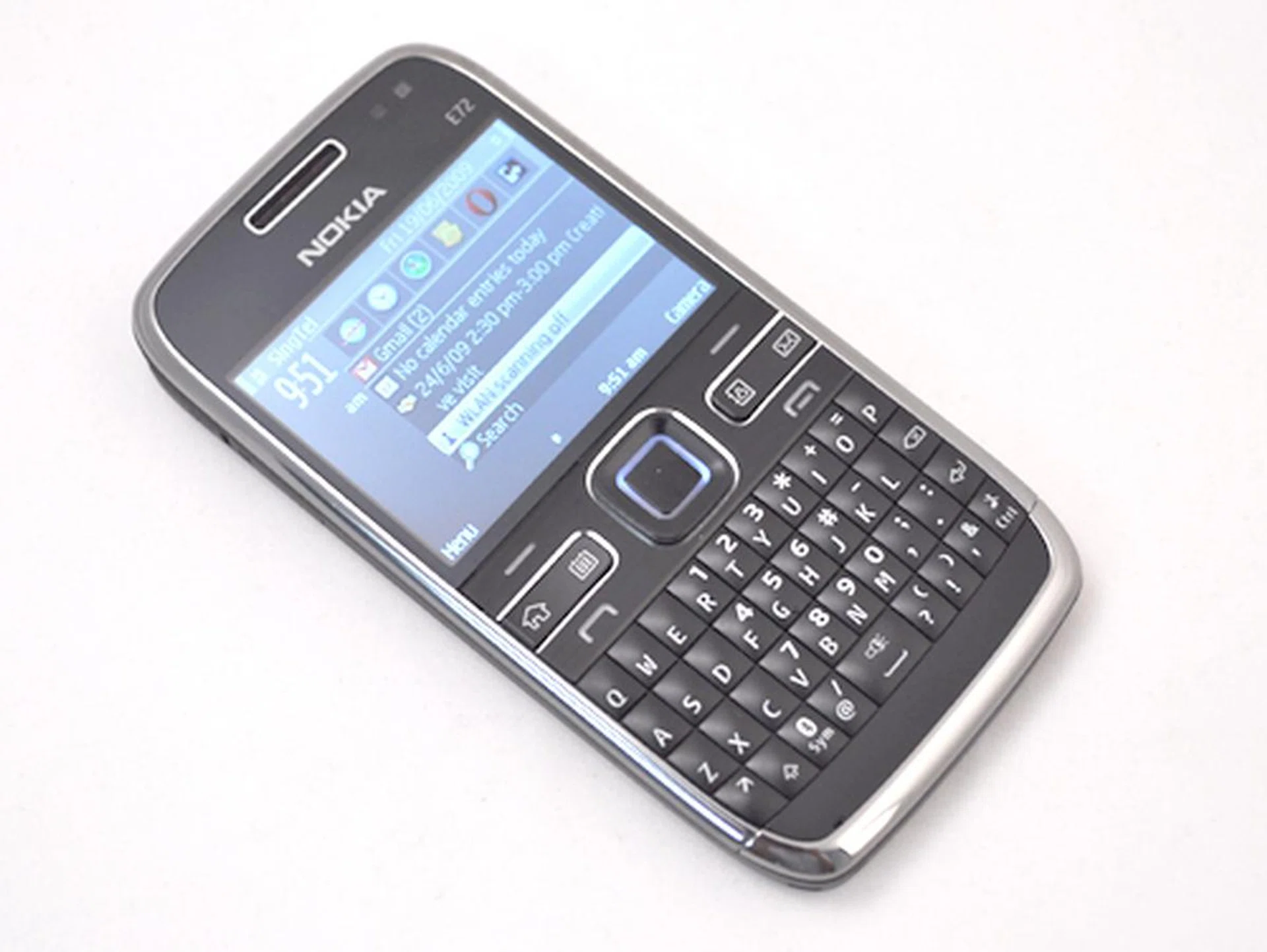 Not much has changed with regards to the form factor when we look at the Nokia E72. You'll notice a slightly smaller space bar, but wider keys across the QWERTY keypad.