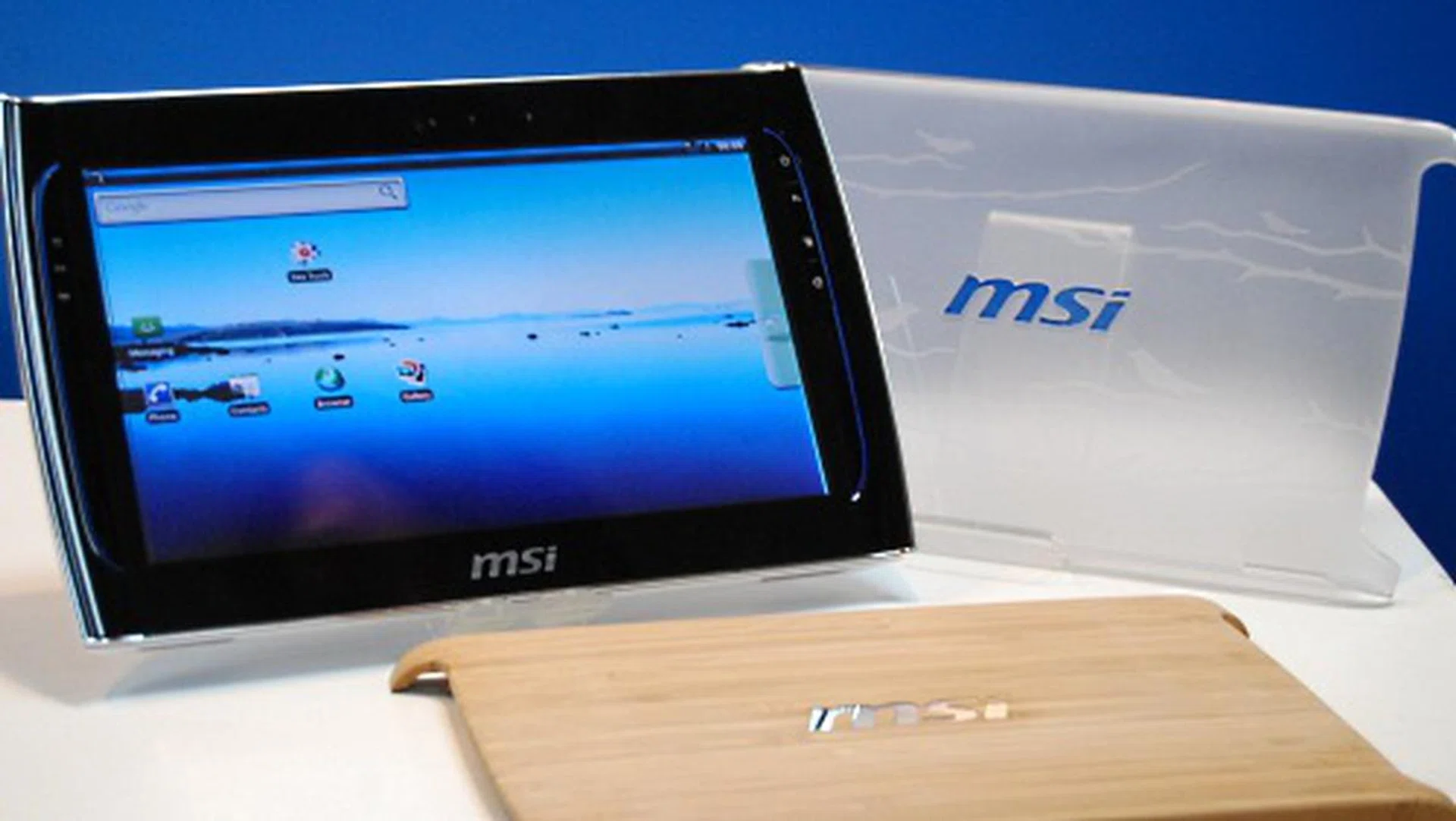 Yes, we may not be able to confirm the specs or availability or even price, but we do know that you can change the back of this tablet, to a clear, metallic (not shown here) or even wooden material.