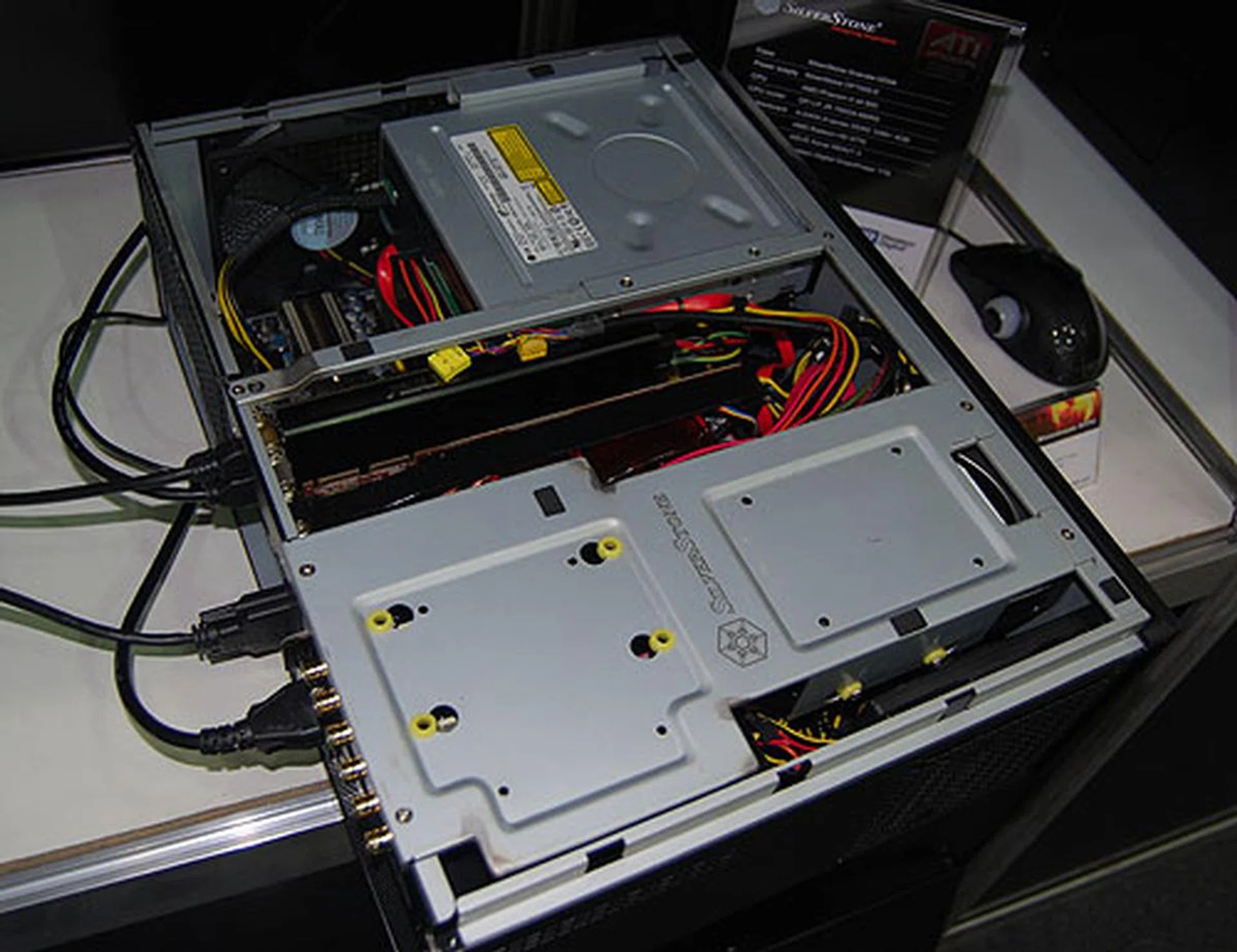  This chassis comes with three large, quiet system fans that generate excellent airflow and ensures that the air passes through the casing quickly. So while it may look crowded, we can attest to that, from touching the ventilated sides.  