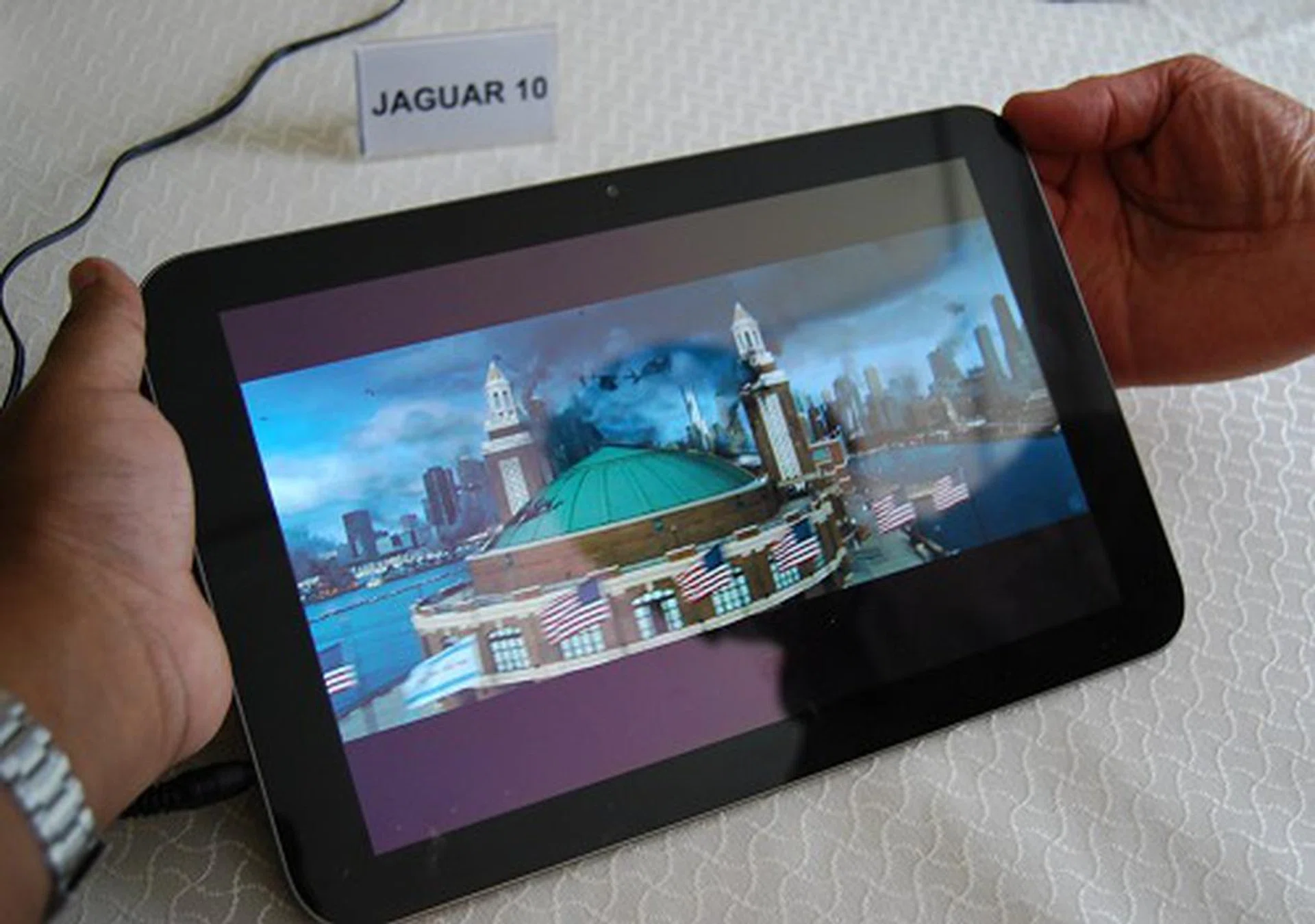 And here's the larger Jaguar 10-inch platform. One of the advantages of the ZiiLabs platform is that it can support and fully accelerate both VC1 and VP8 based media.