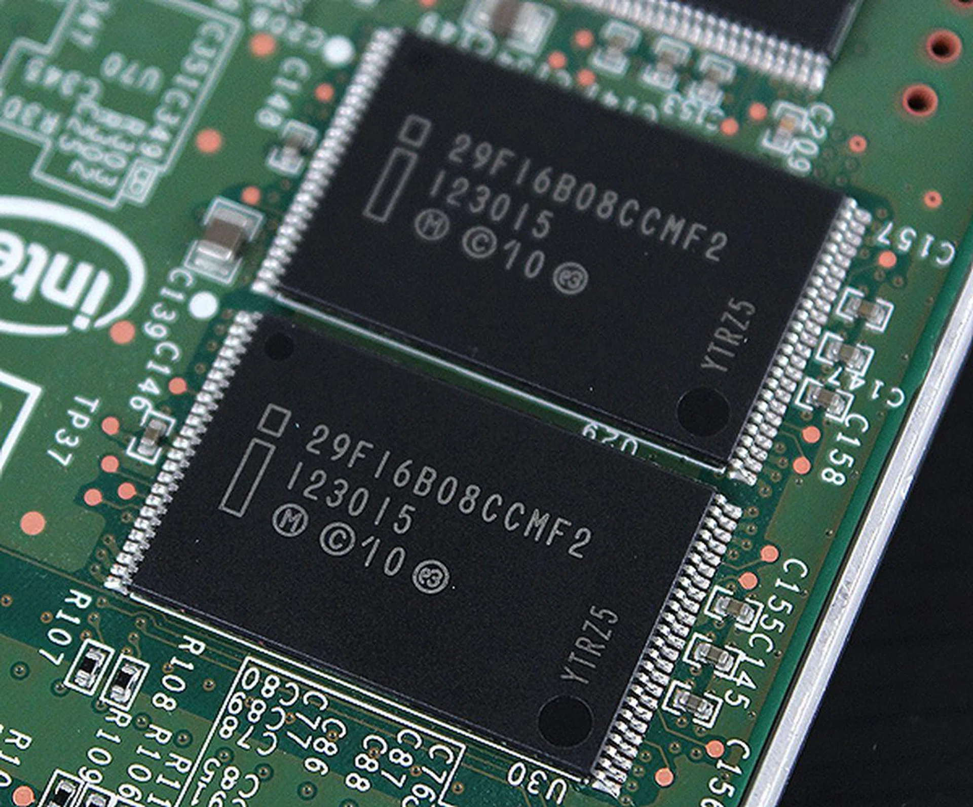 A closer look at the new 20nm NAND memory chips.