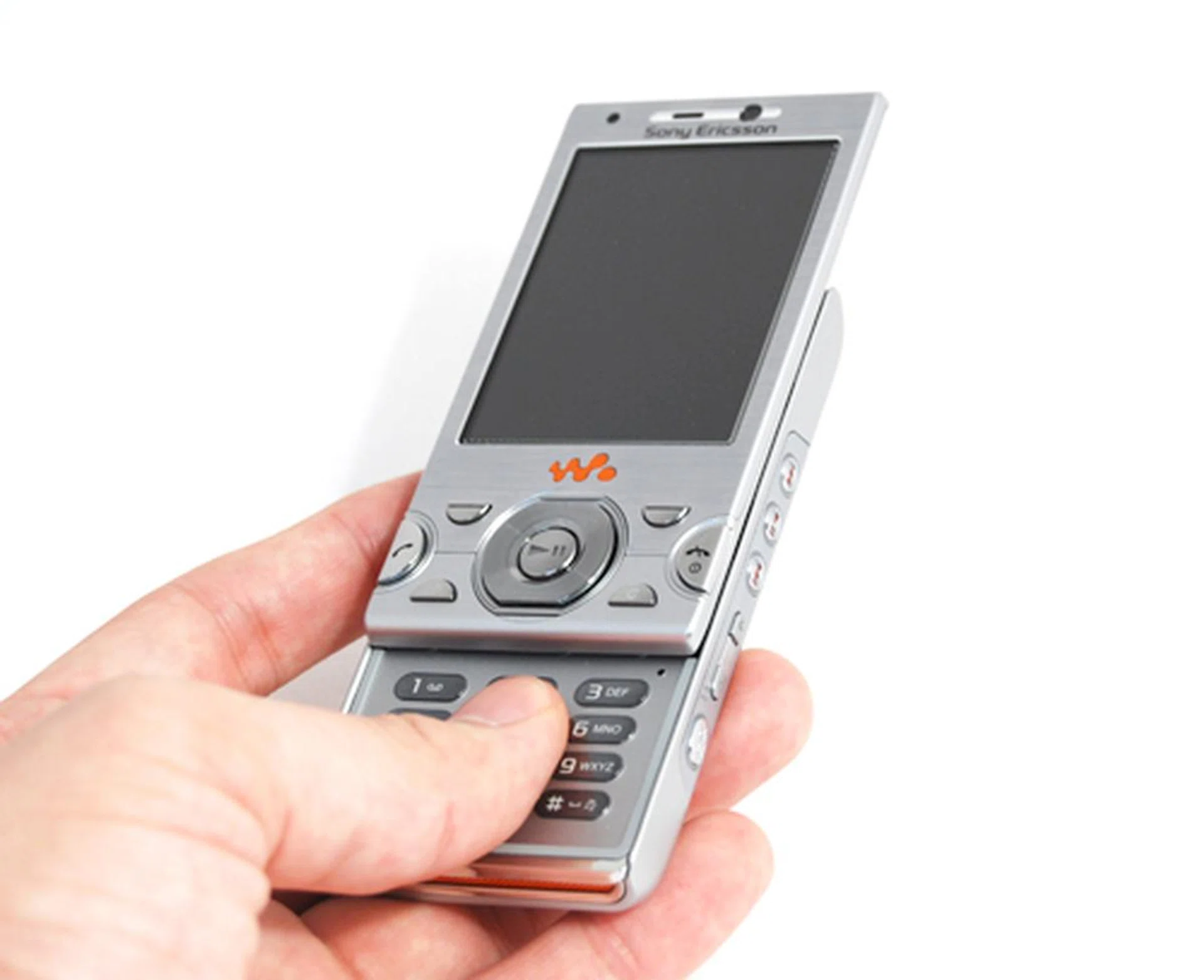 Sony Ericsson Walkman W995 - The Audio Master | HardwareZone Singapore