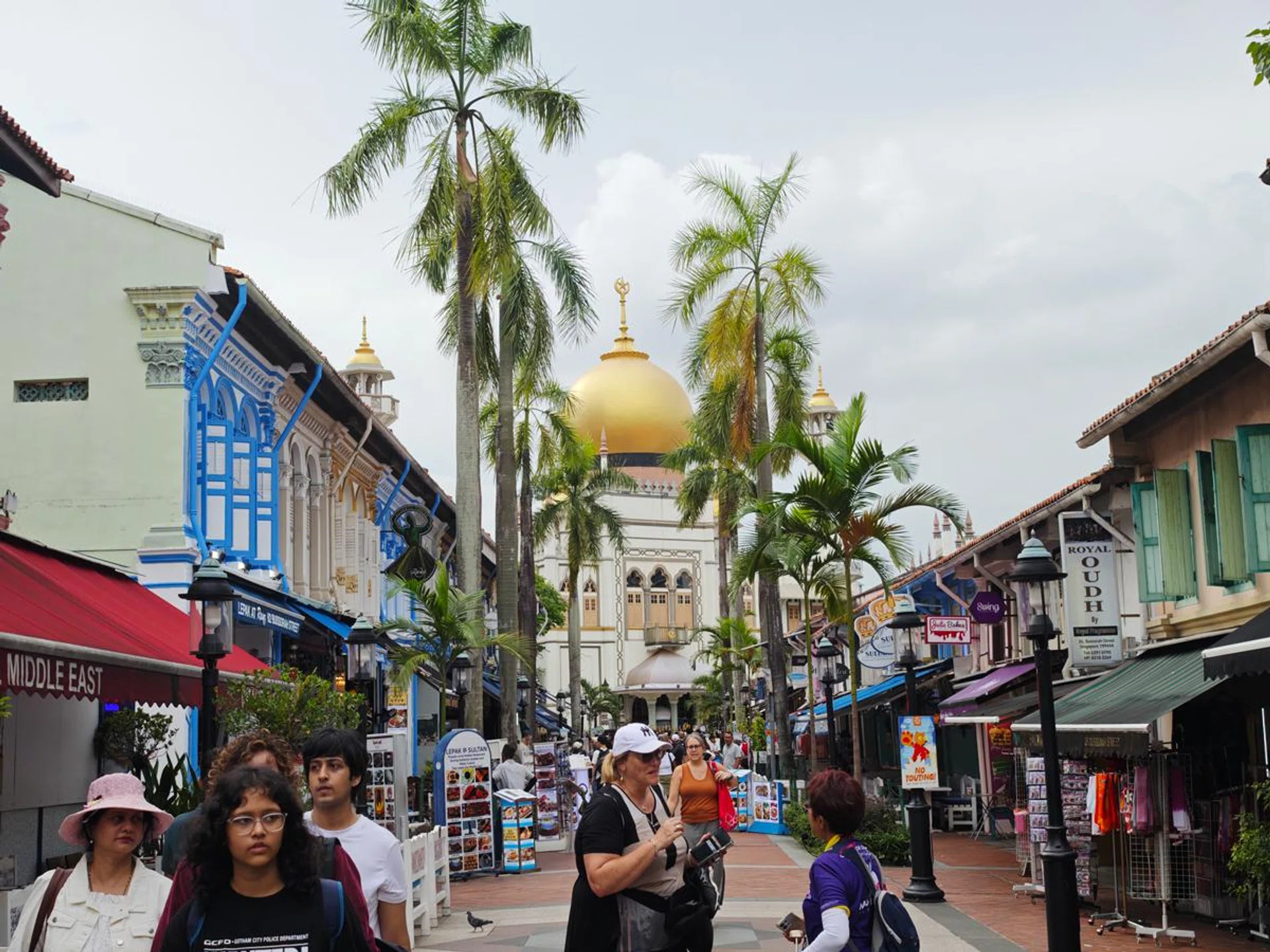 2x zoom (in-sensor zoom).