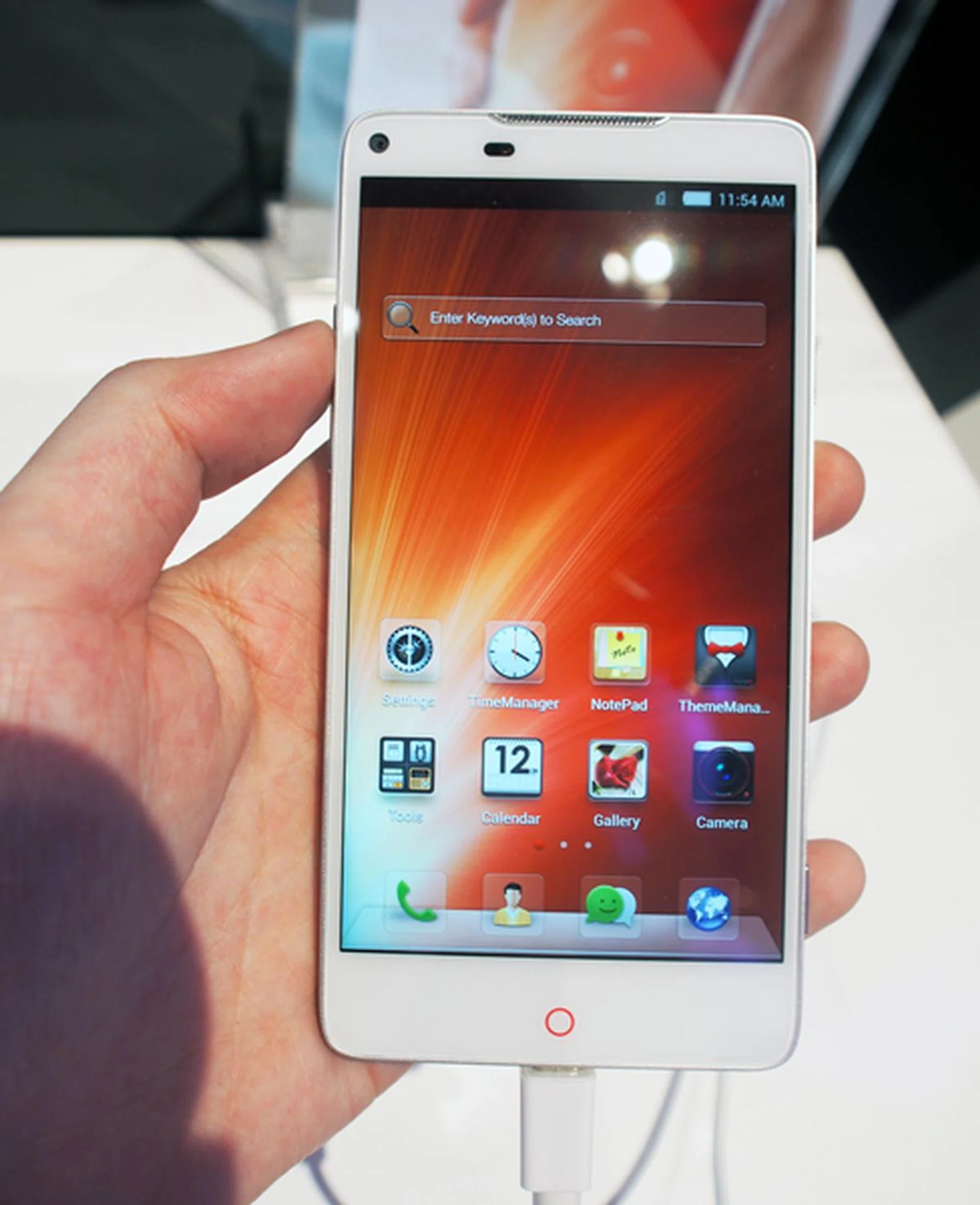 The Nubia 5S is made primarily for the China market, but does look quite impressive, with a 5-inch Full HD display and a Qualcomm Snapdragon 800 processor.