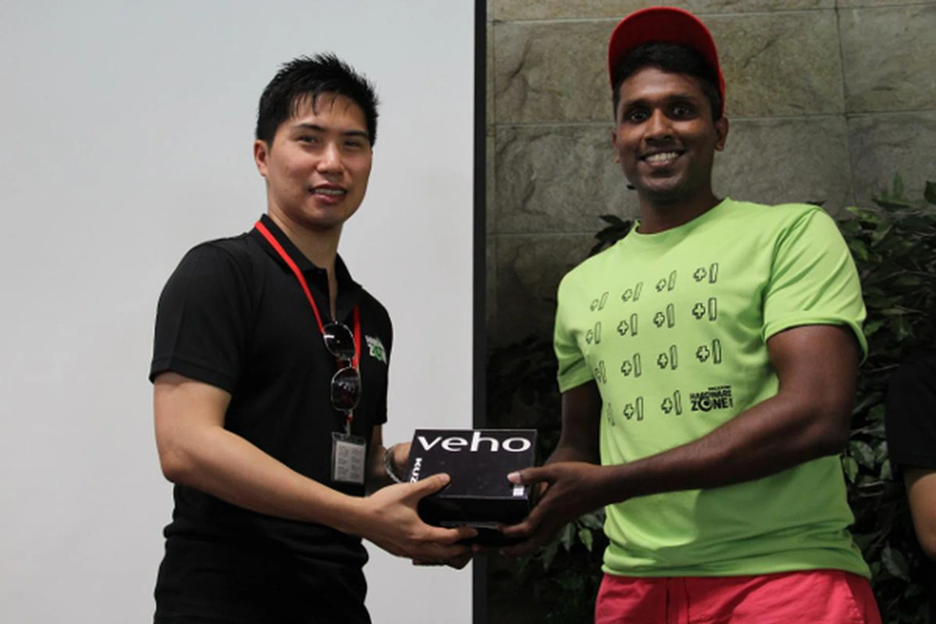 Quite a few of the participants were actively uploading images of the day's events to social media sites, and three of them went home with a Veho Kuzo VCC-001 HD Camcorder each.