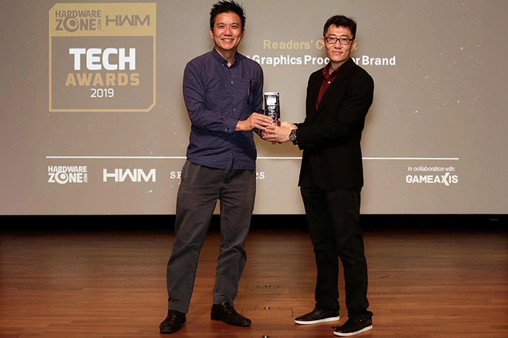 NVIDIA wins the Readers' Choice for Best Graphics Processor Brand. Accepting the trophy here is Mr. Bertrand Lim, Consumer Sales Lead, NVIDIA.
