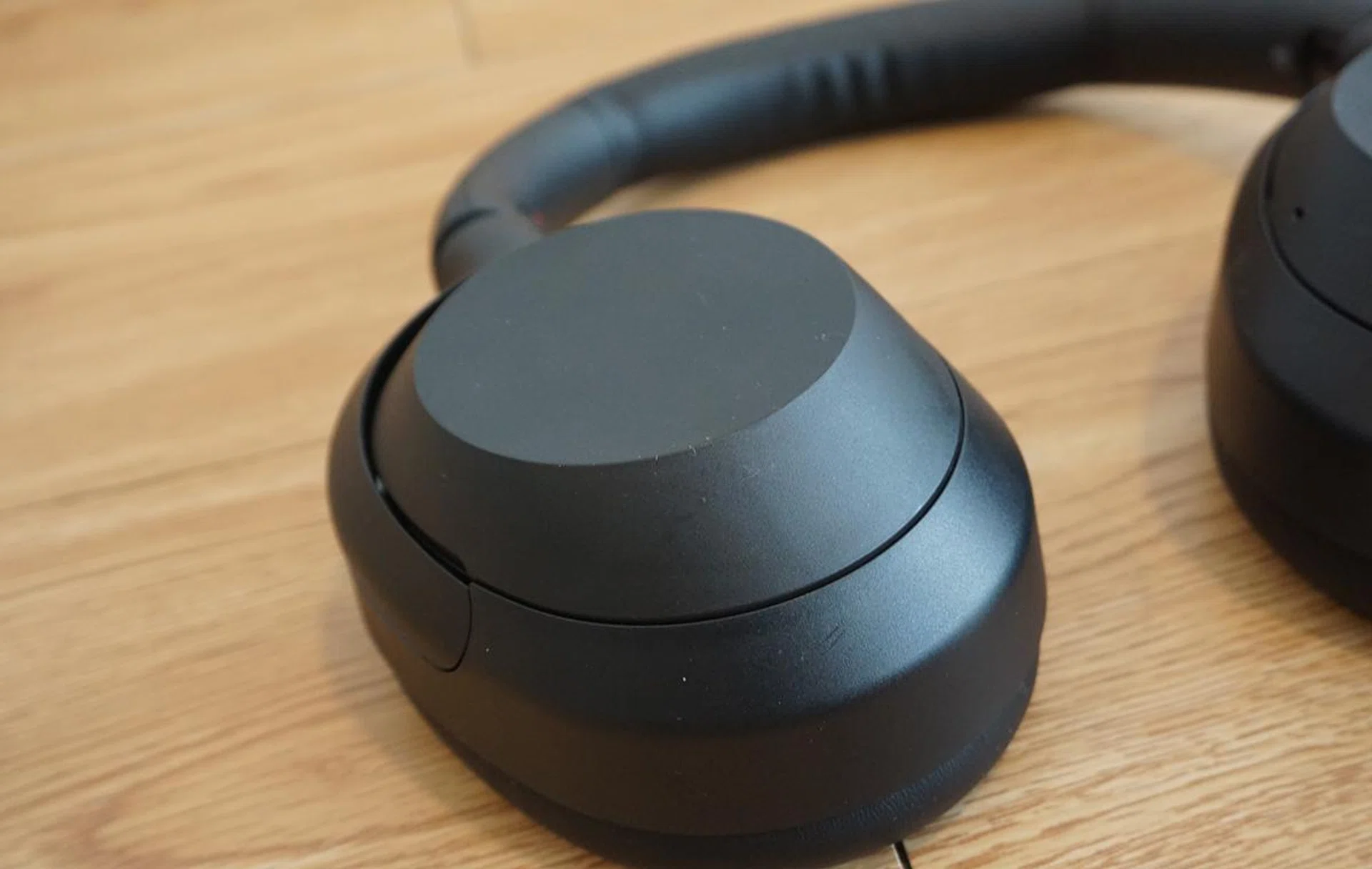 I personally prefer physical buttons, but the swipe controls are easy to use as well. 