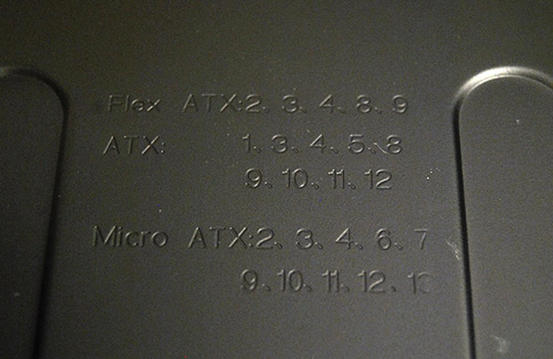 The motherboard tray has been labelled for users' convenience.