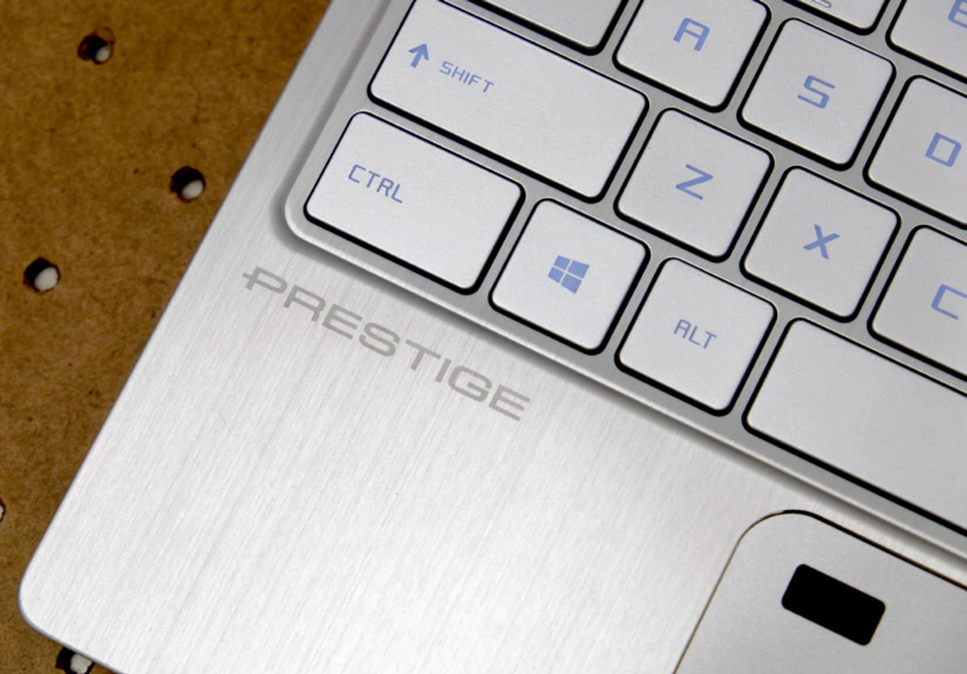 Performance is class-leading because of its discrete graphics chip.